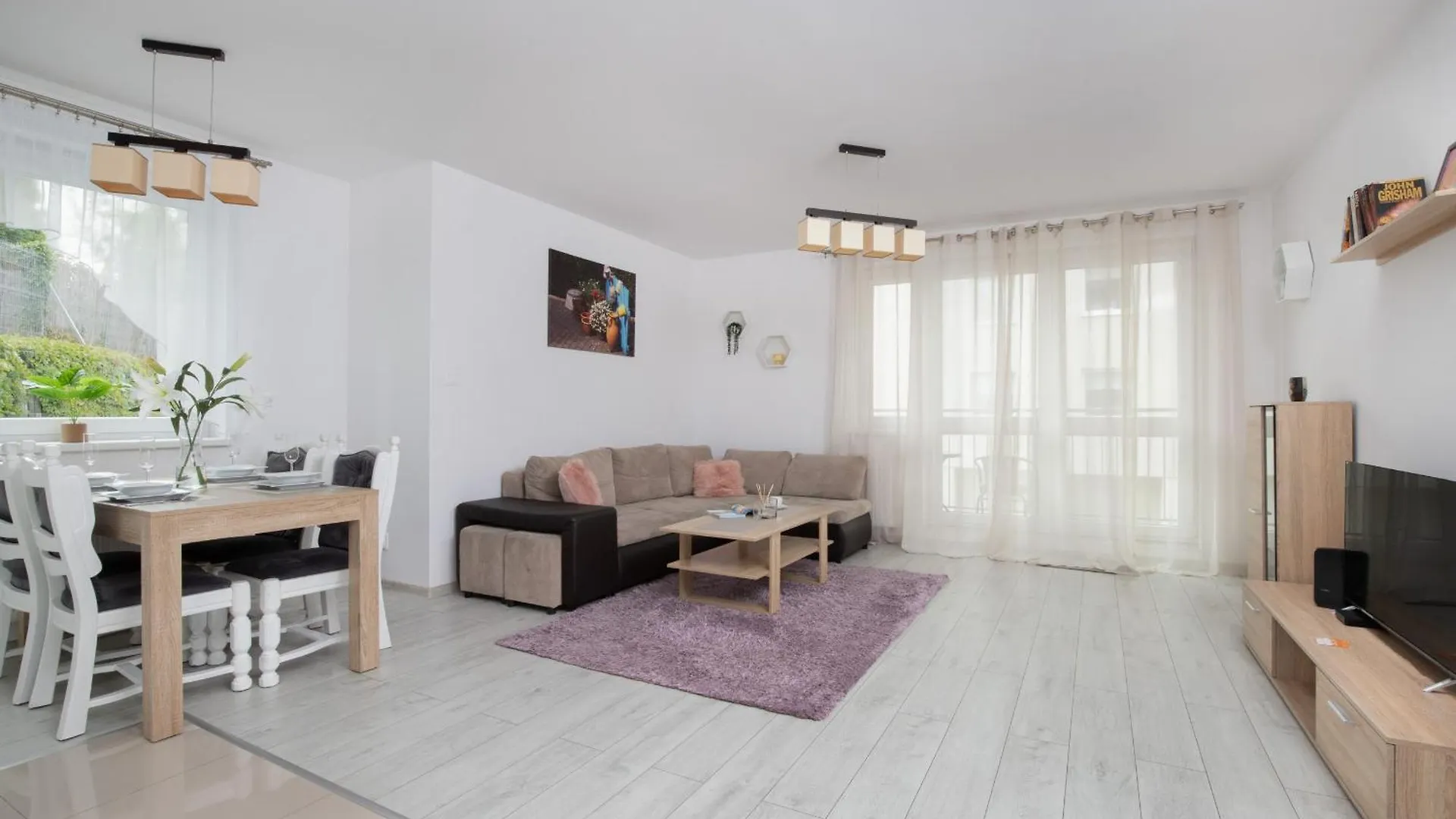 Elegant Apartment Mysliwskie Wzgorze In Gdansk By Noclegi Renters Poland